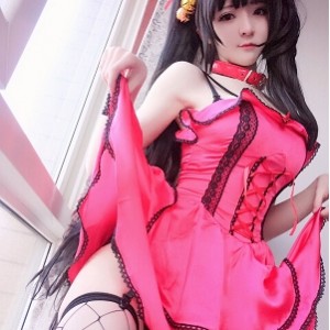 人气coser《小央泽》精彩合集在线观看